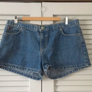 Tommy Jeans Shorts Size 15